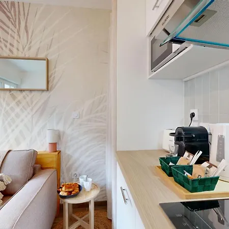 Apartment Expat Renting - La Dolce - Netflix *
