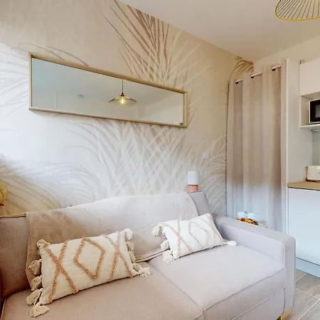 Apartment Expat Renting - La Dolce - Netflix