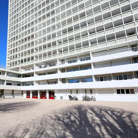 Apartment Expat Renting - La Dolce - Netflix *